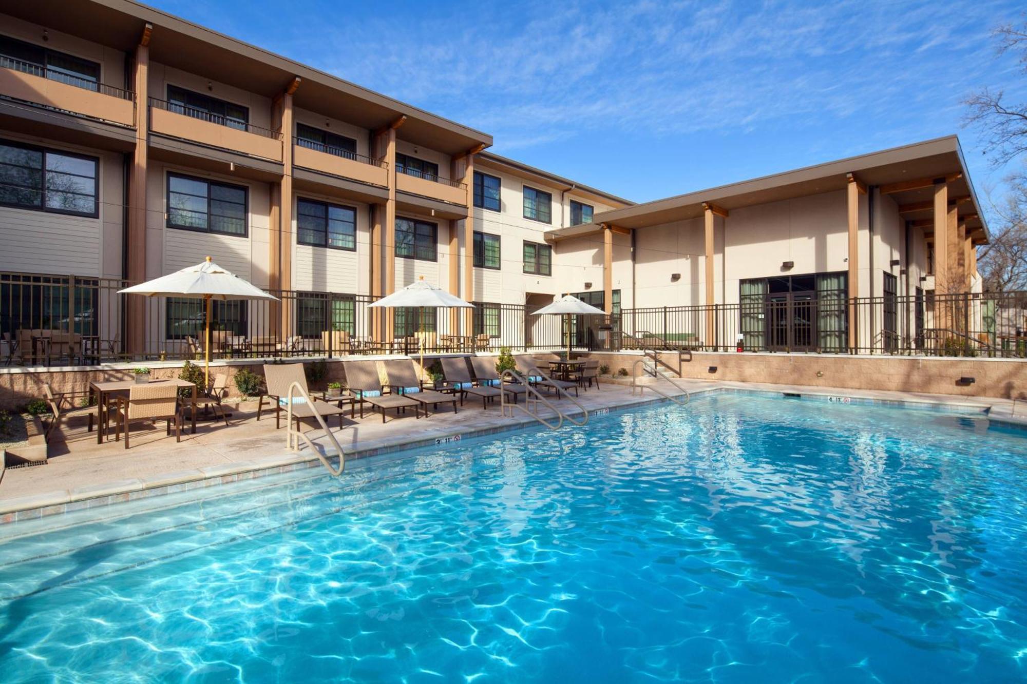 Sheraton Redding Hotel At The Sundial Bridge Εξωτερικό φωτογραφία